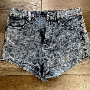Vintage style denim shorts
